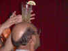 00102312.jpg (34433 bytes)